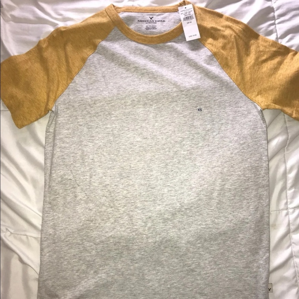 American Eagle T Shirt